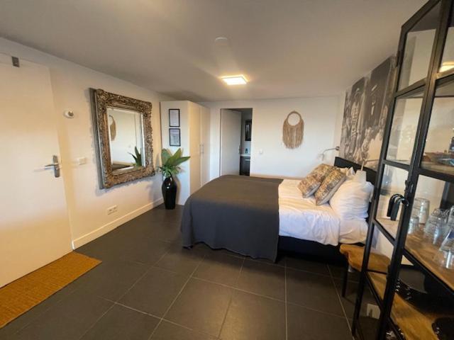B&B Zeespiegel ซานด์โวร์ต ภายนอก รูปภาพ